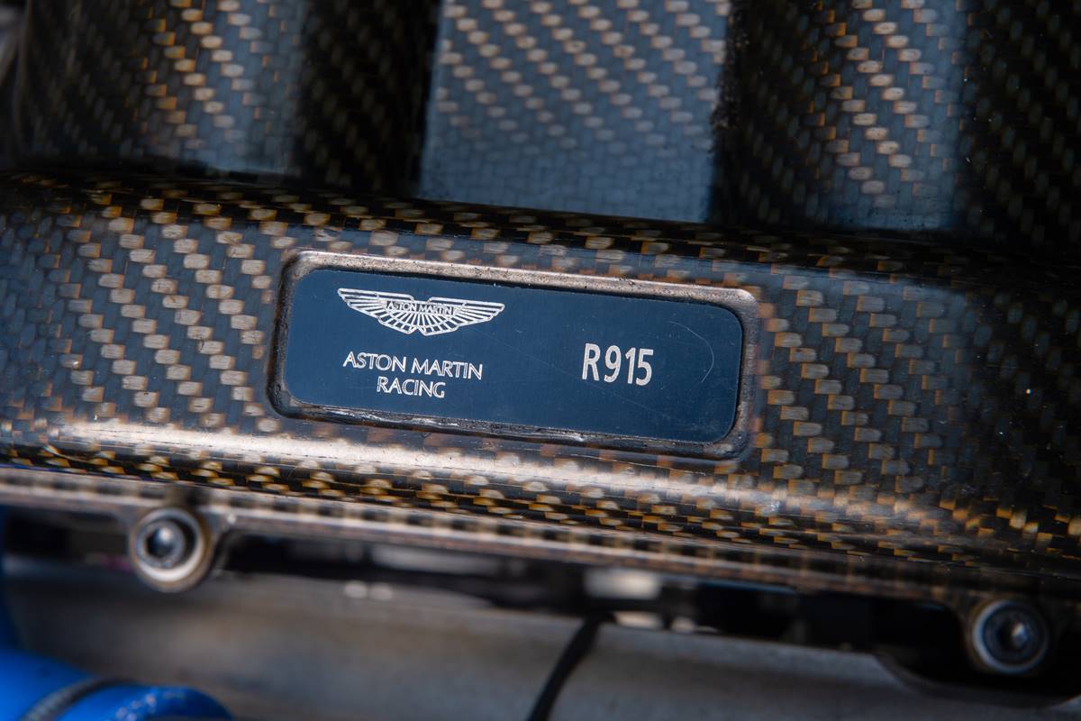 Aston Martin DBR9 034.jpg