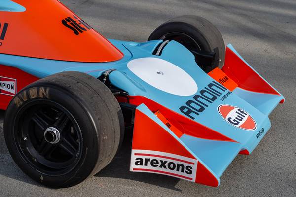 Tyrrell 007 006.jpg