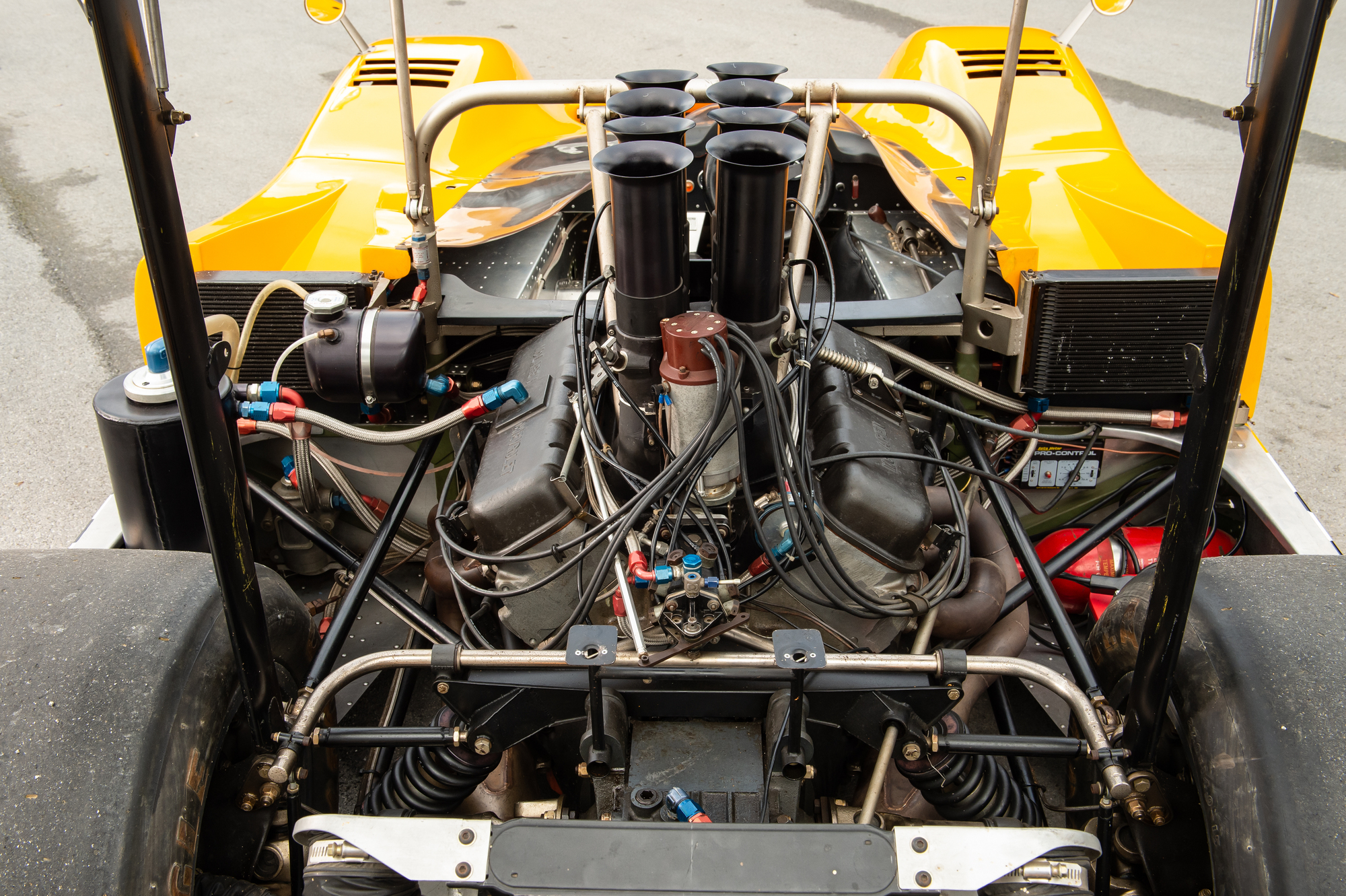 McLaren M8B 029.jpg