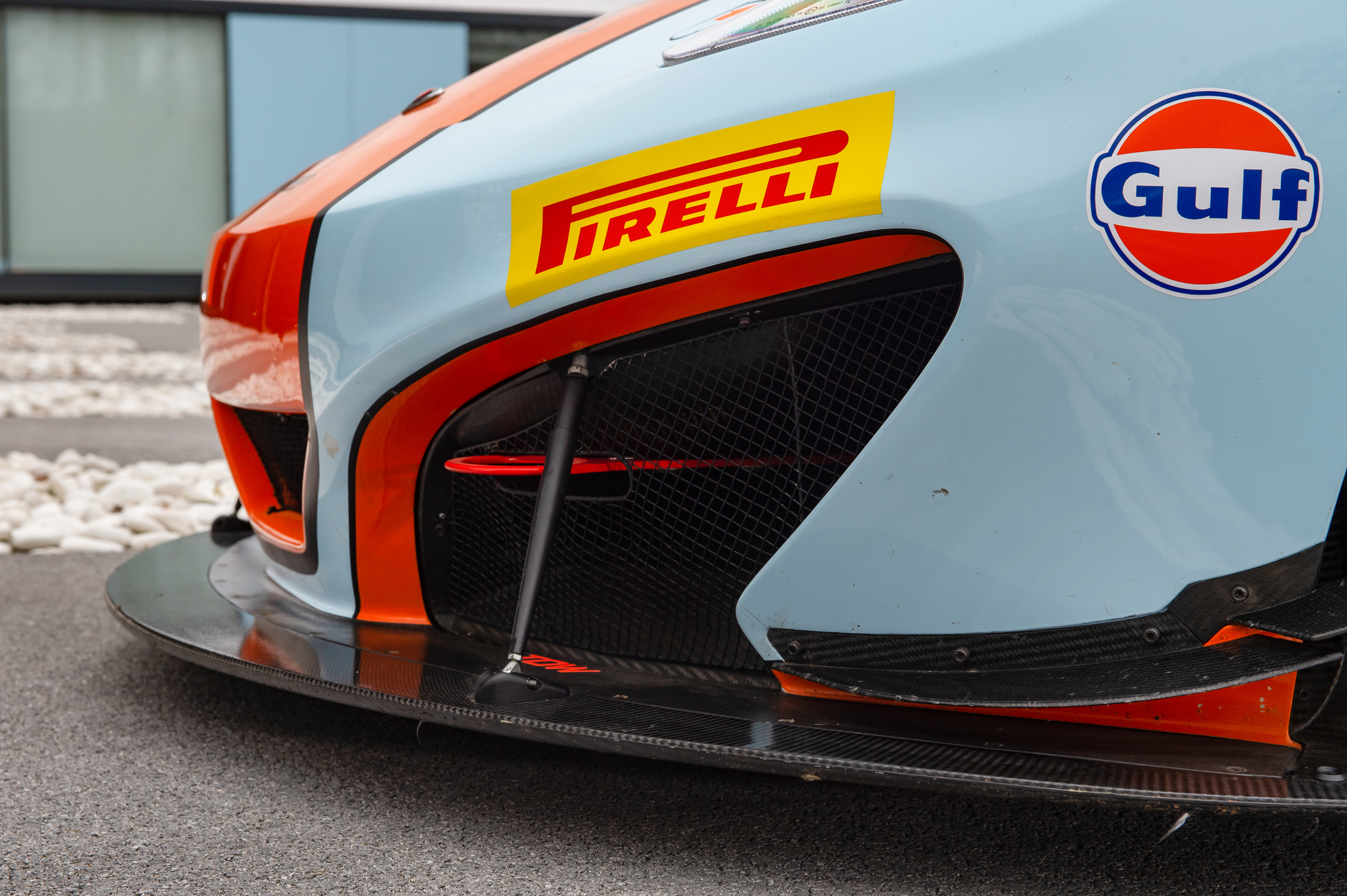 McLaren MP4-12c 018.jpg