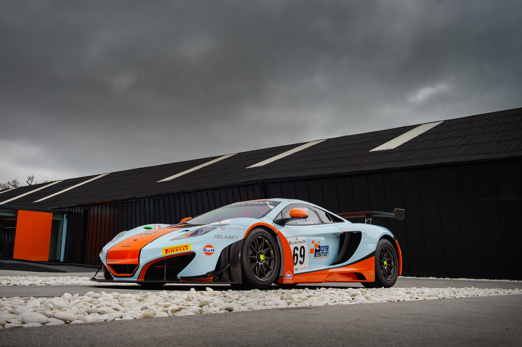 McLaren MP4-12c 014.jpg