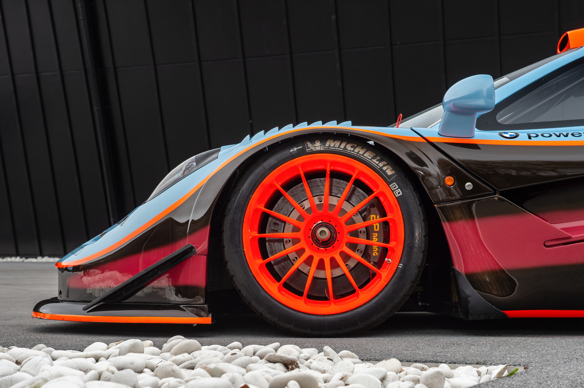 McLaren F1 22R 002.jpg