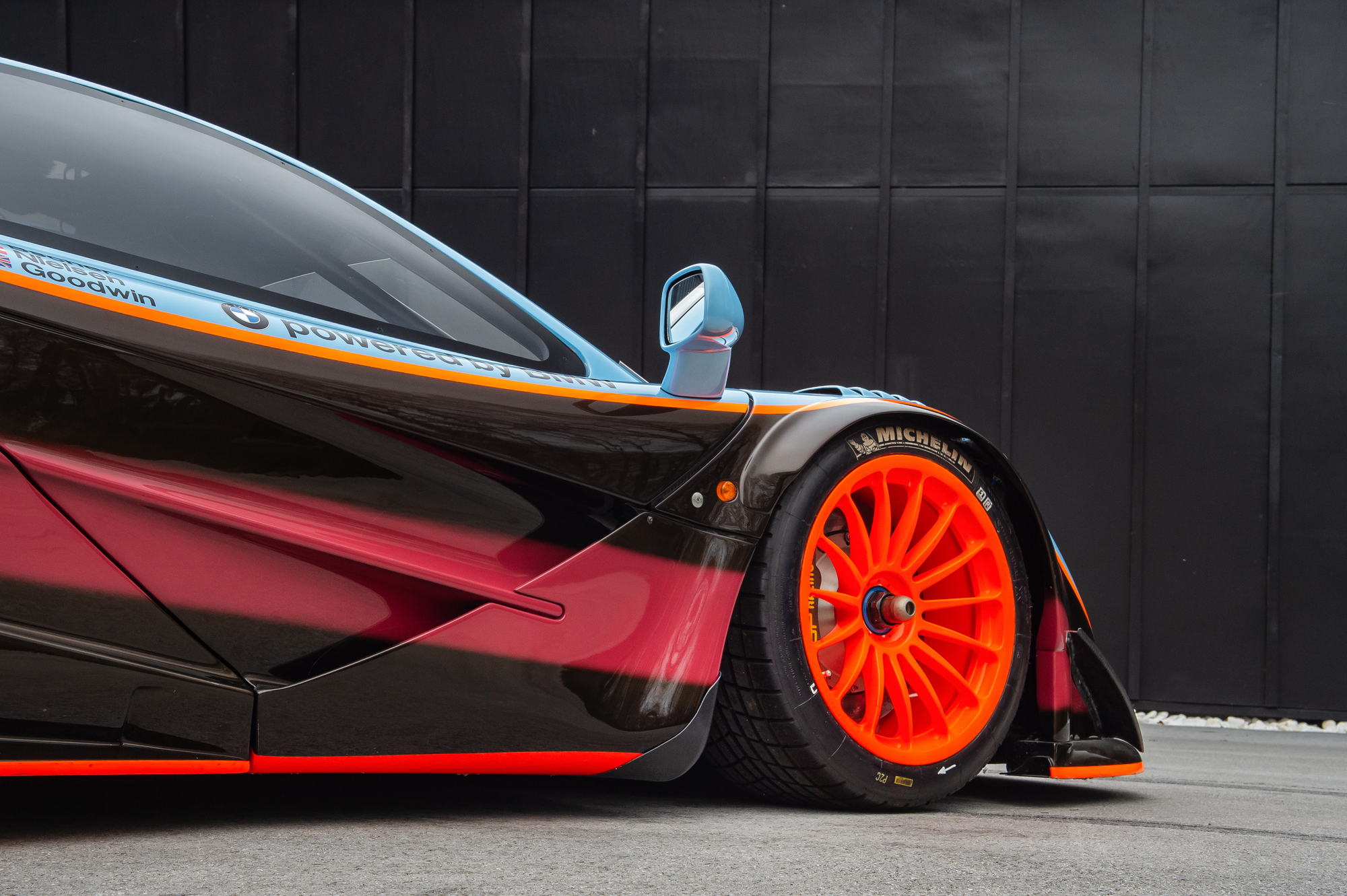 McLaren F1 22R 020.jpg