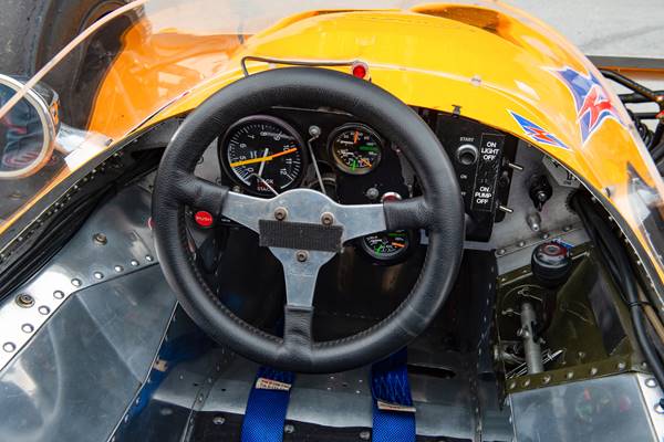 McLaren M14 029.jpg