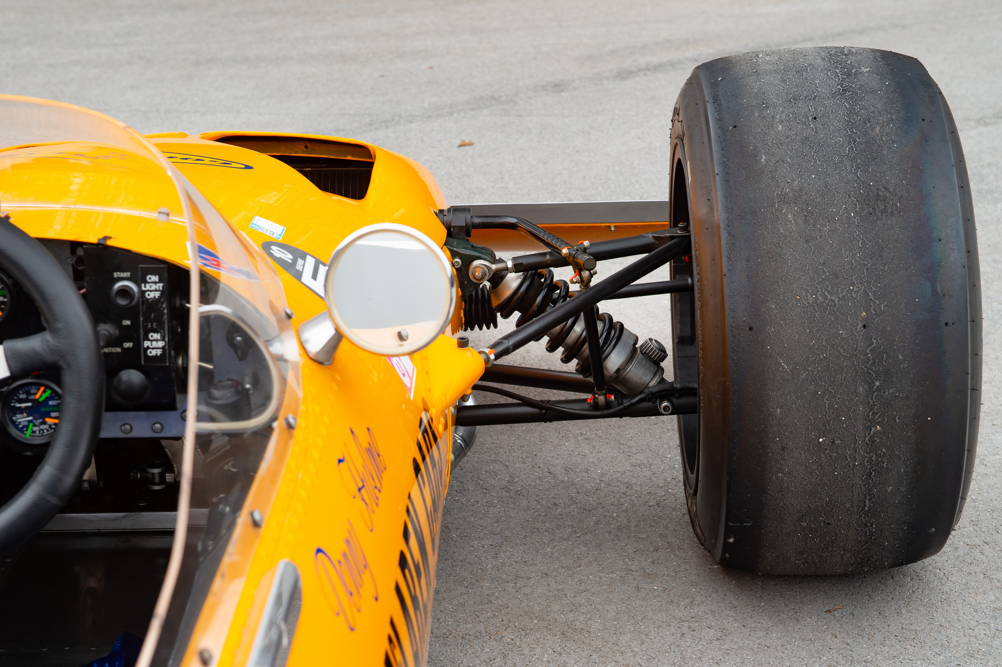 McLaren M14 033.jpg
