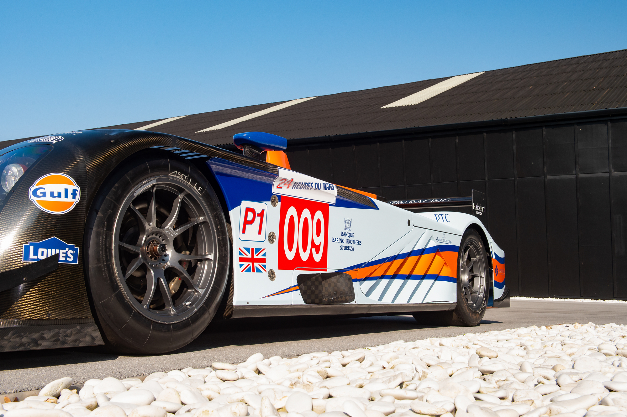 Aston Martin AMR ONE 038.jpg