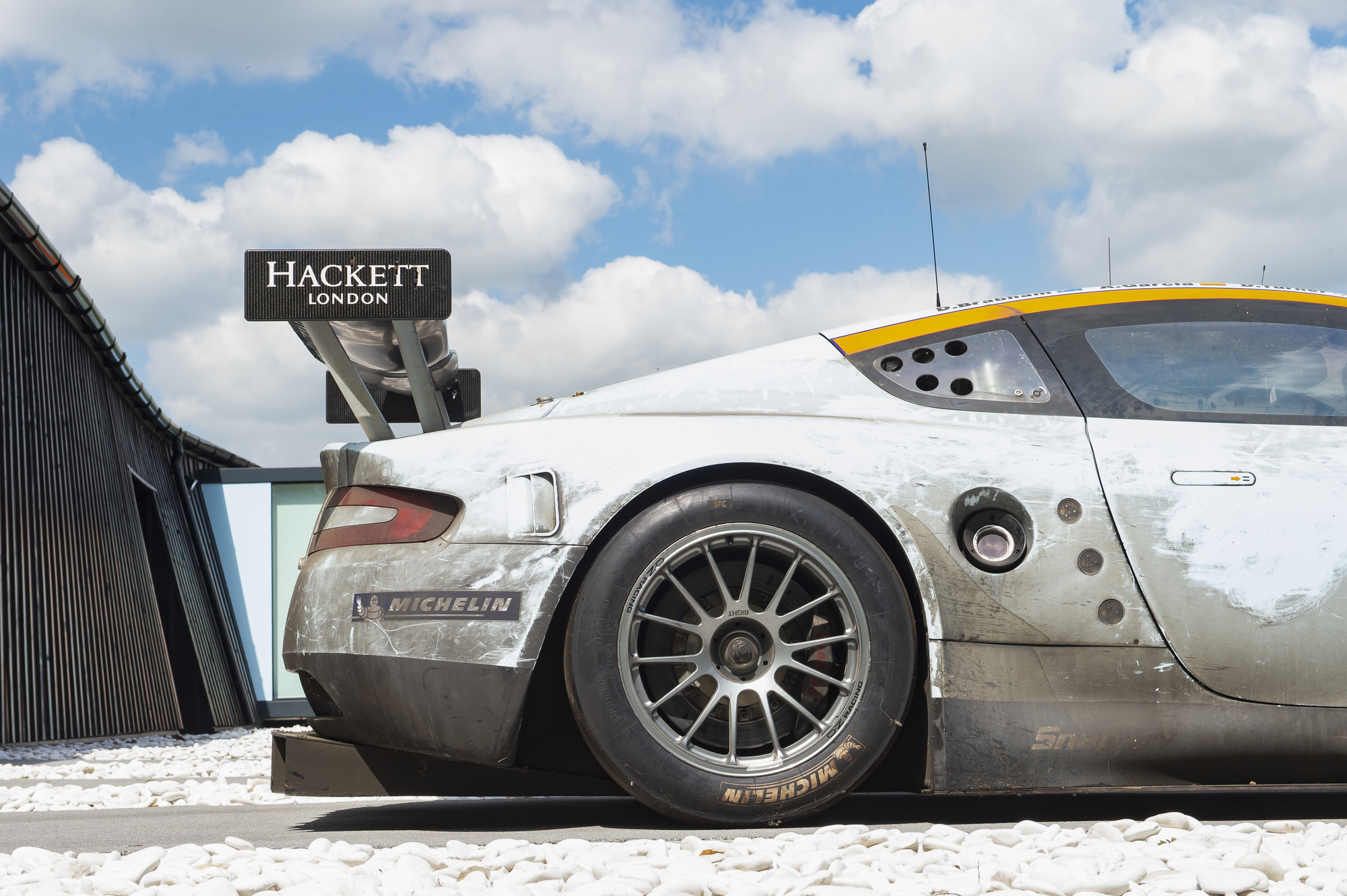 Aston Martin DBR9 032.jpg