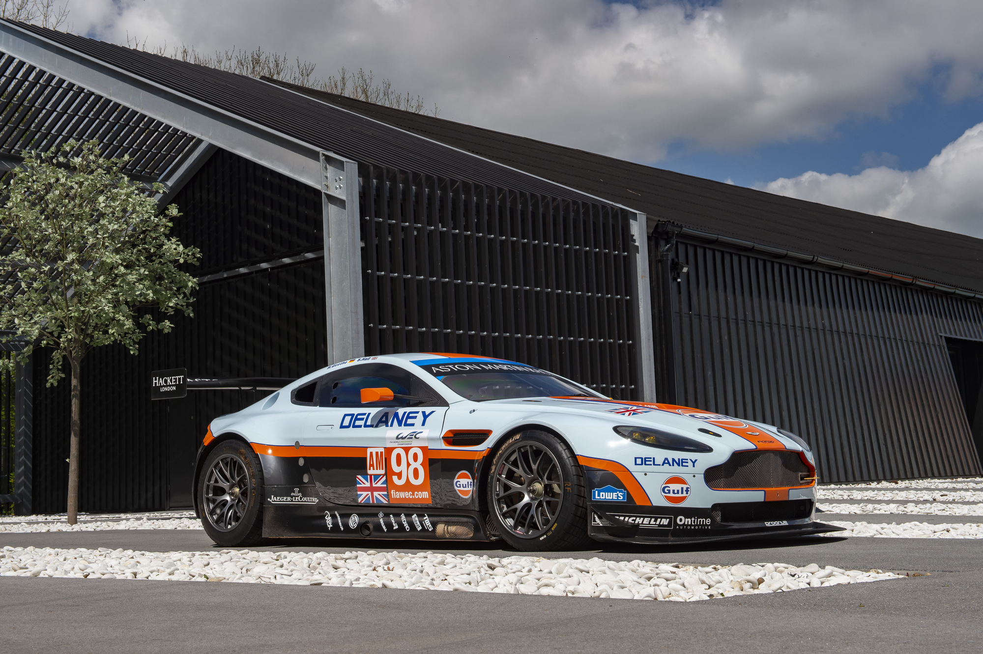 New scx digital aston Martin v8 vantage GT2 MOTORSPORT 