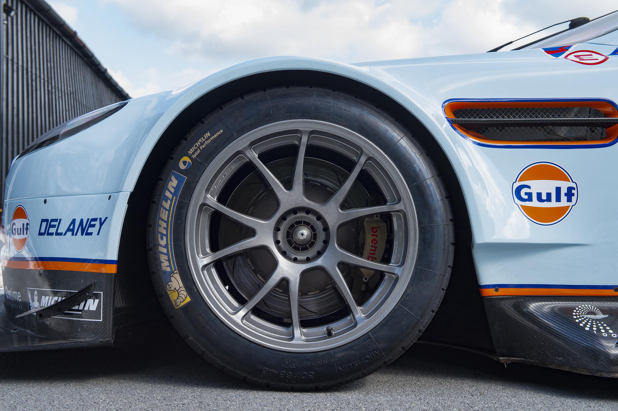 Aston Martin GTE 015.jpg